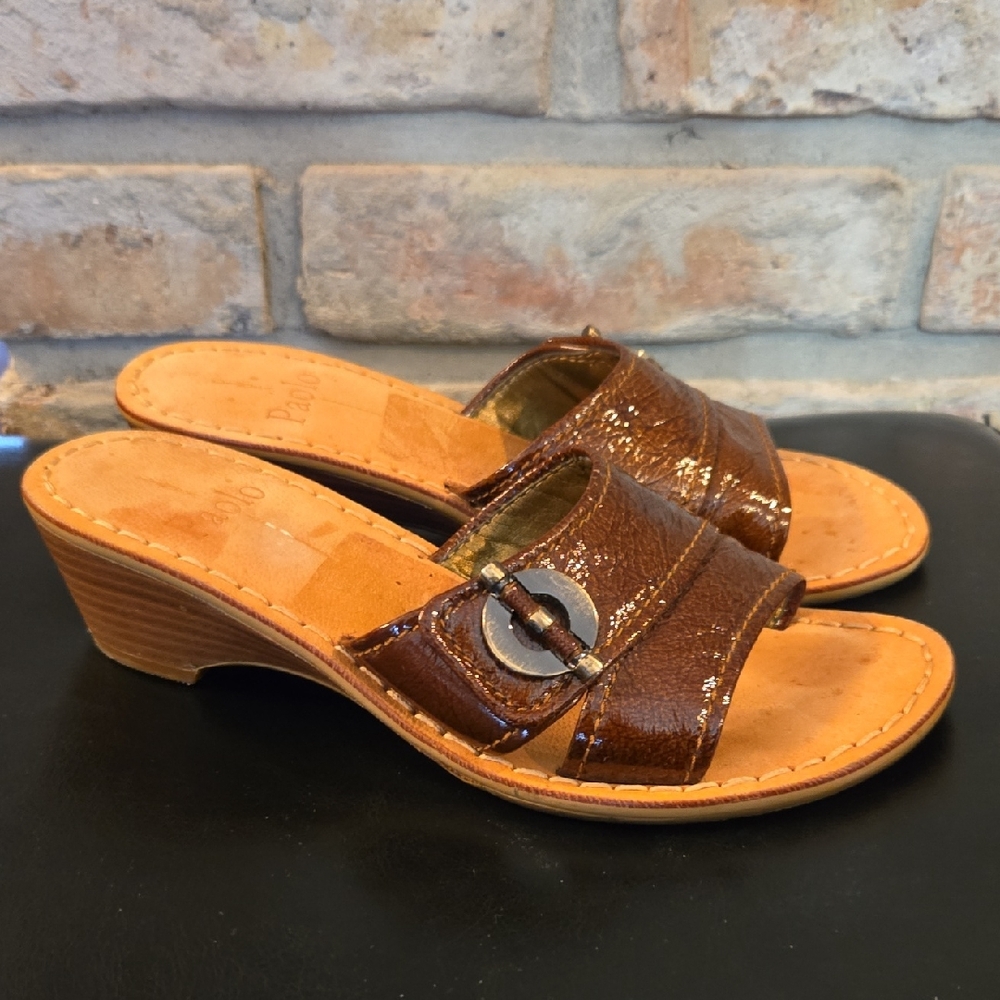 Linea Paolo Women's Size 5 Brown Leather Sole Wedge Style Sandals